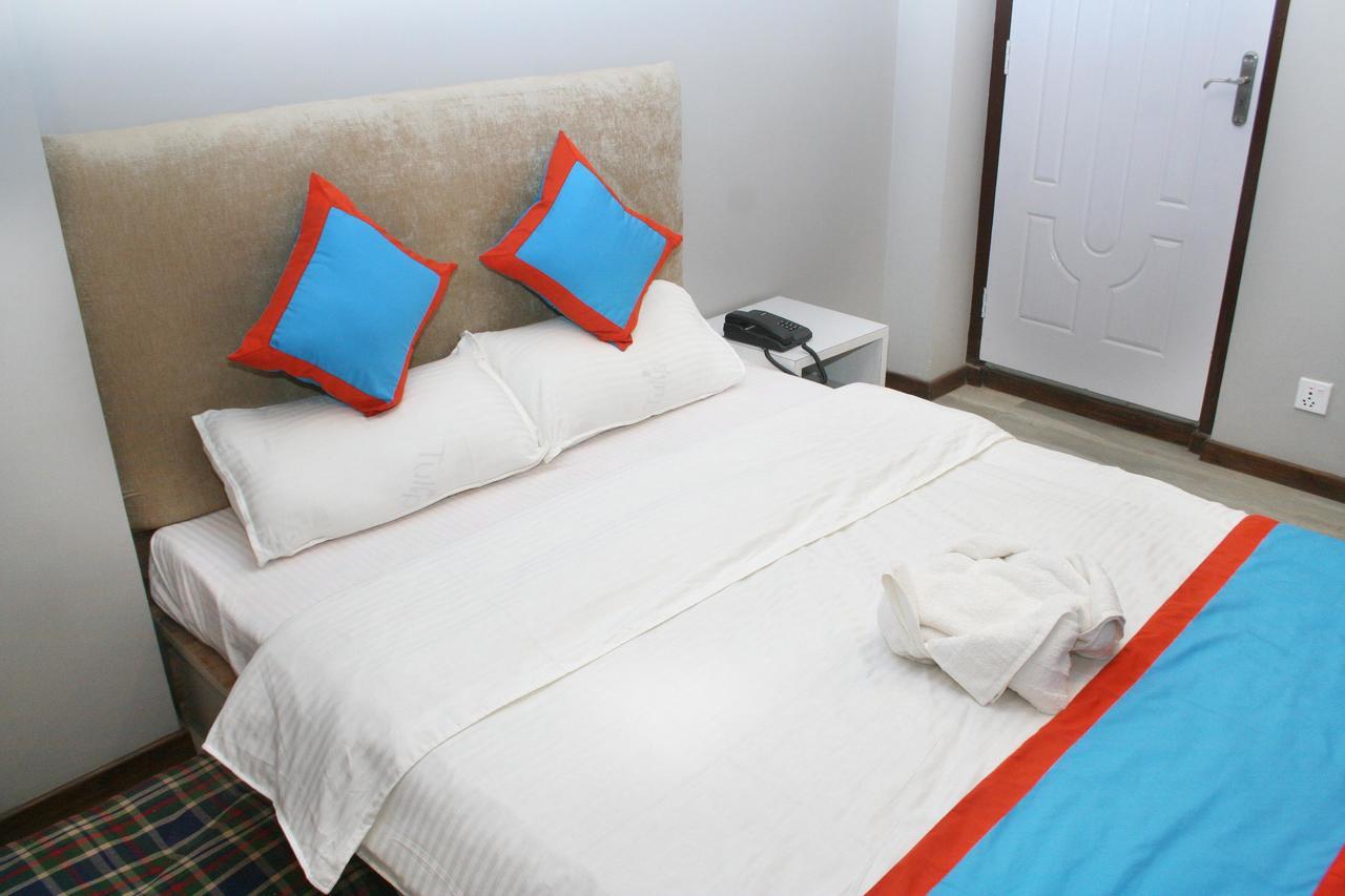 8848 Hostel Катманду Екстер'єр фото