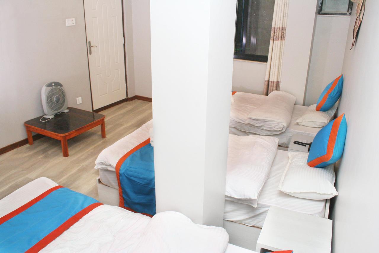 8848 Hostel Катманду Екстер'єр фото